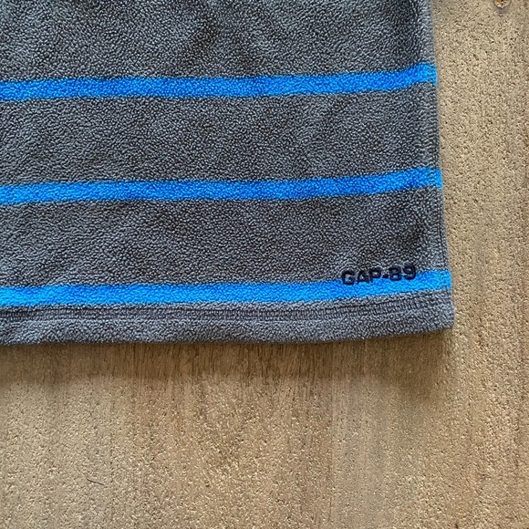 Two 4T GAP Long Sleeve Tops Striped -Q7 - Picture 3 of 6